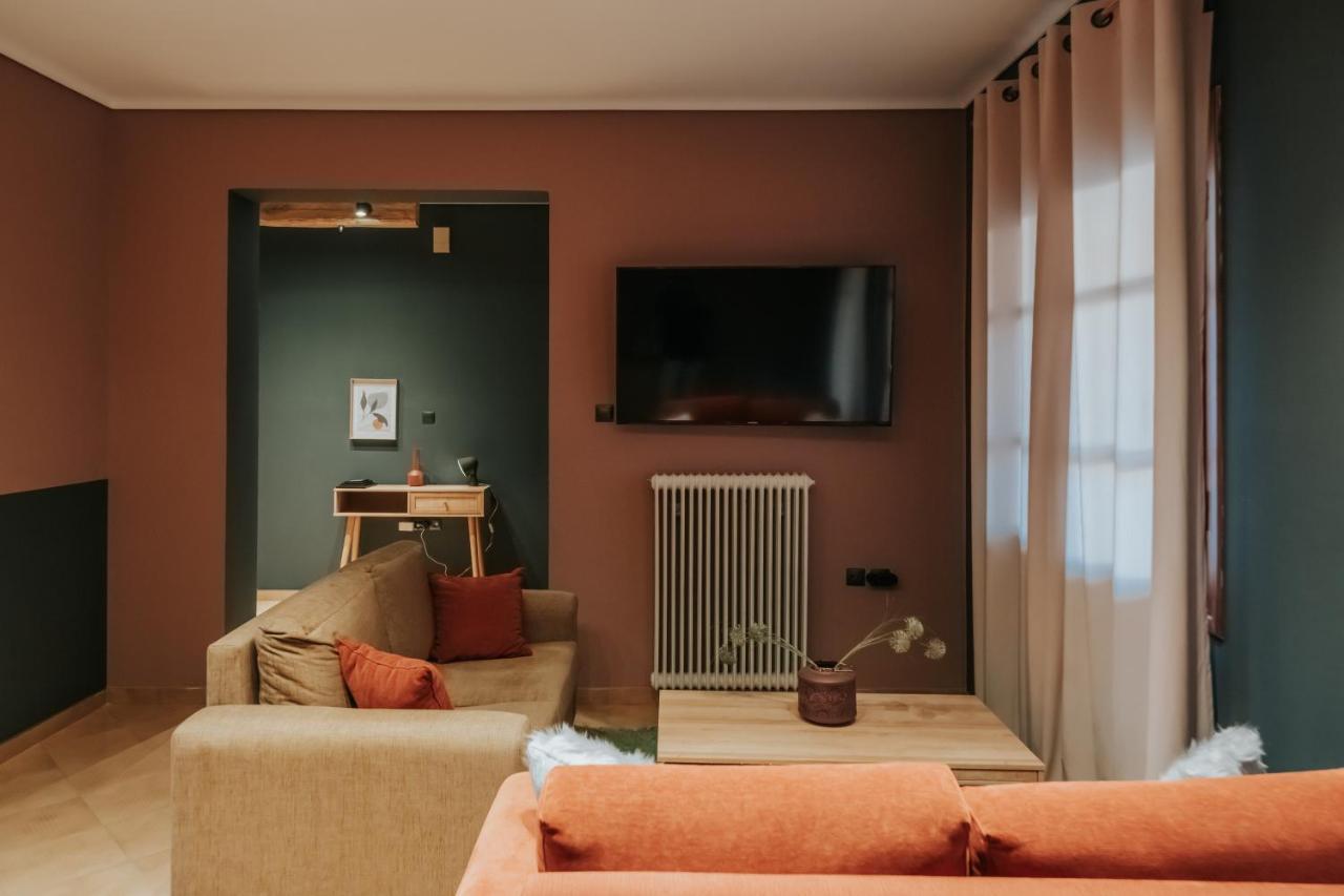 Kalavrita Krinides Apartment And Attics Exterior photo